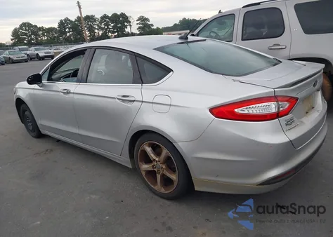 2013 Ford Fusion Se z USA, uszkodzony, nr VIN 3FA6P0HR7DR146688